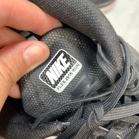 Nike Women's Running Shoes Size 7.5 - Picture 8 of 9